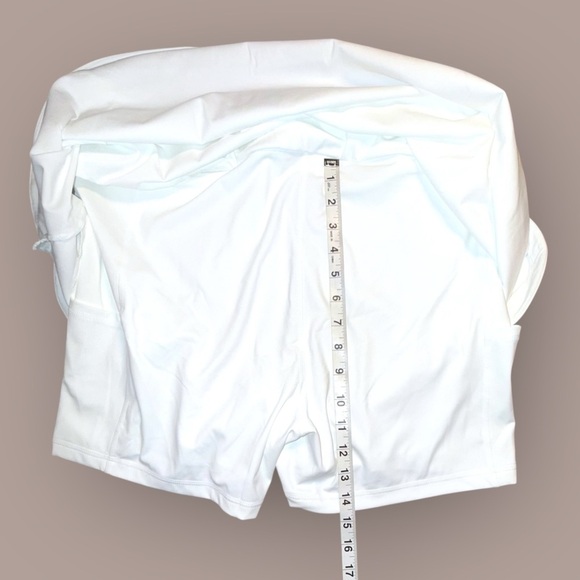 NWT Travis Mathew MOVEKNIT TIE SKORT - White XXL - Picture 13 of 13